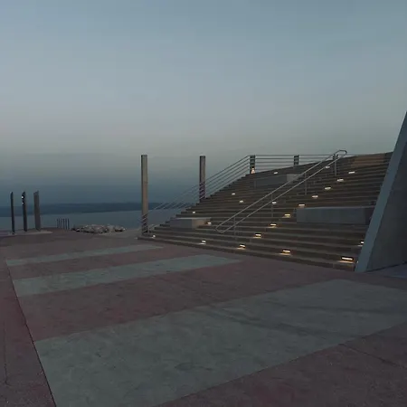 Dora Sunset Sea View With Balcony Апартаменты Сплит